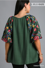 Linen Blend Top w Embroidery Sleeves Plus