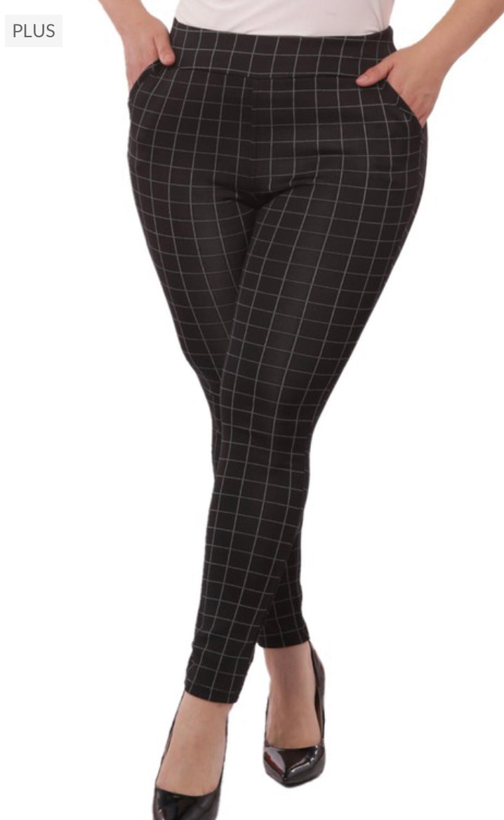 Curvy/Plus Black Plaid Skinny Pants