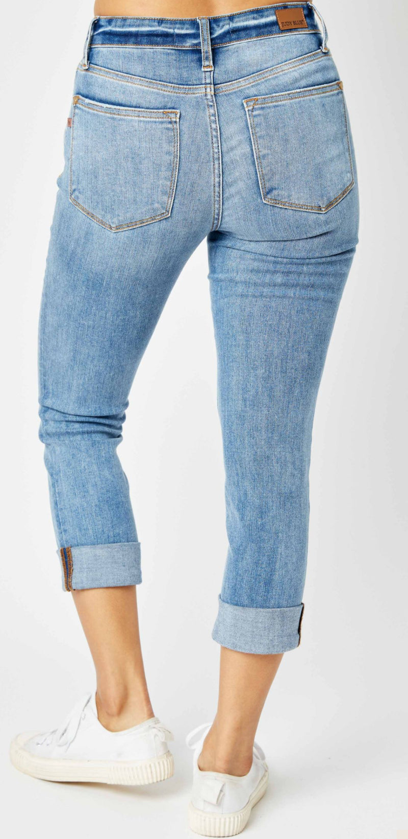 Judy Blue Mid Rise Cuffed Skinny Capri Lighter Wash