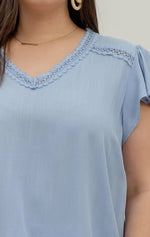 Chambray Ruffle Sleeve in Plus