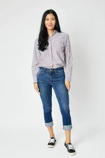 Judy Blue Mid Rise Vintage Cuffed Capris