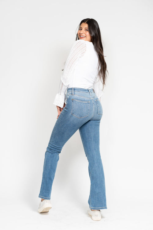 Judy Blue Classic Contrast Wash HW Bootcut Jeans