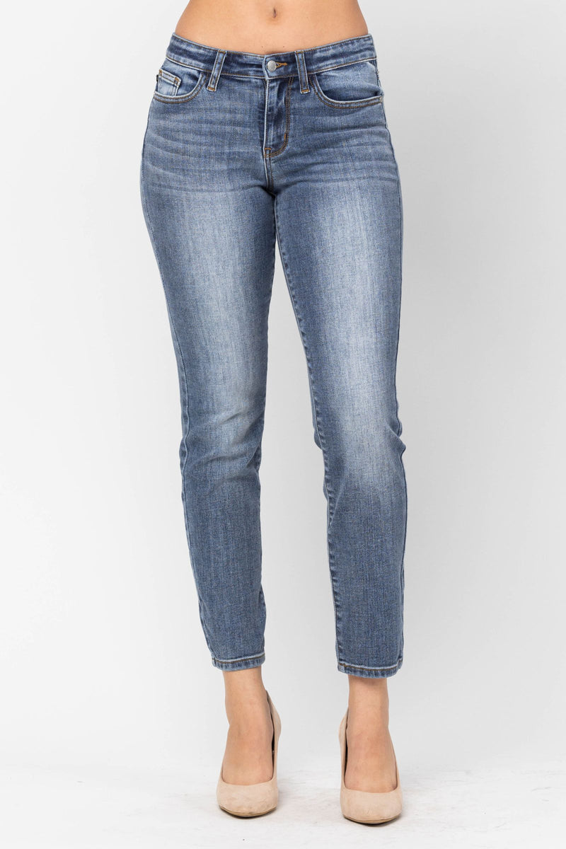 Plus Judy Blue Mid Rise Classic Slim Fit Jeans