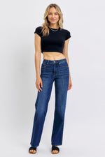 Judy Blue Mid Rise Tummy Control Straight Jeans