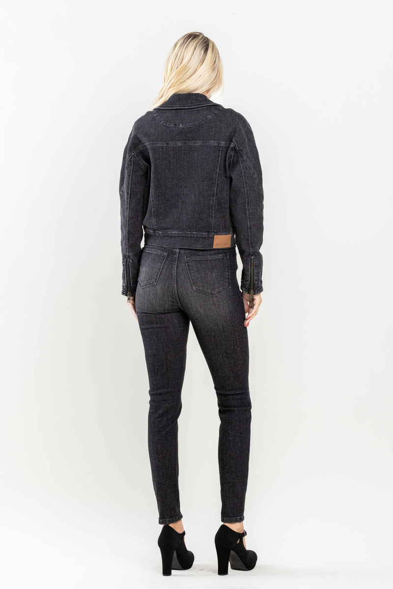 Plus Judy Blue Tummy Control Black Wash Skinny Jeans