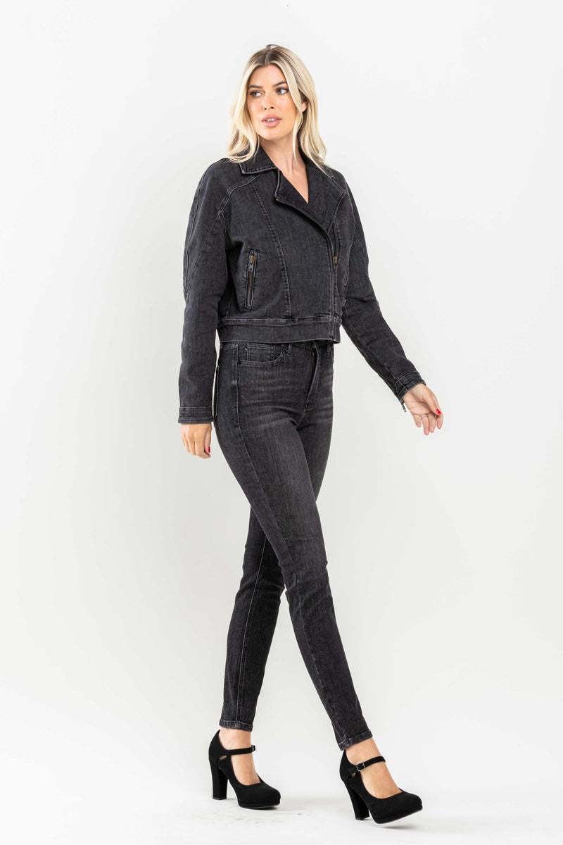 Plus Judy Blue Tummy Control Black Wash Skinny Jeans